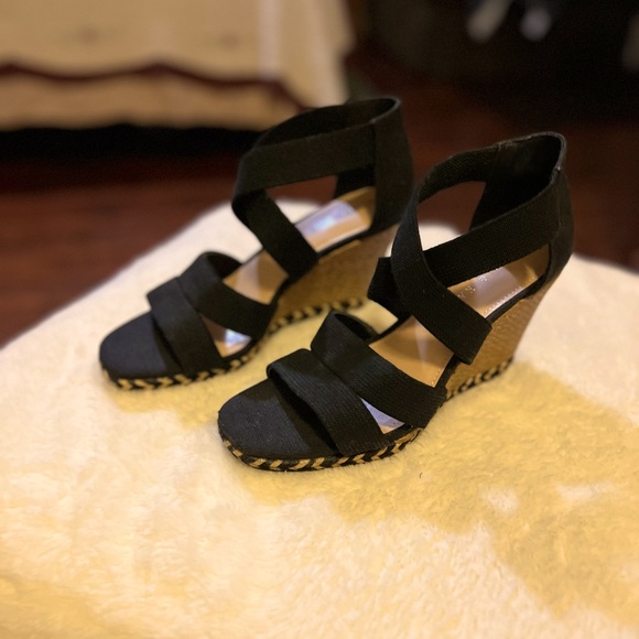 Kelly & Katie Black Espadrille Wedges - Picture 1 of 5